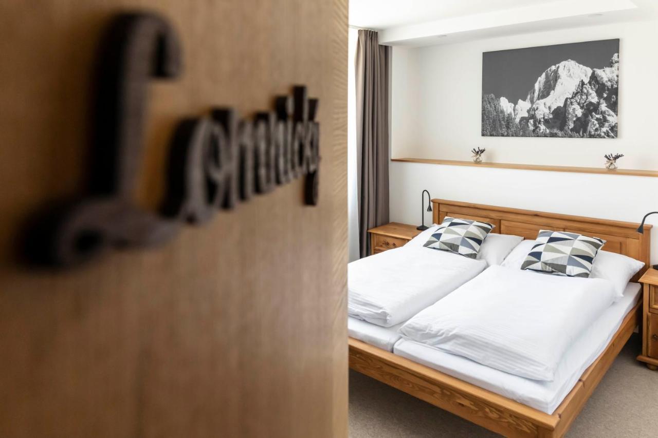 Chalet Nova Lesna Mountain View Екстер'єр фото